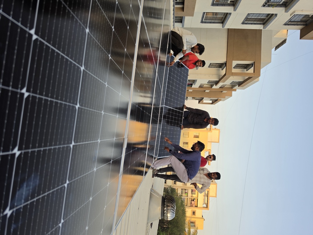 Solar installation in Manchar